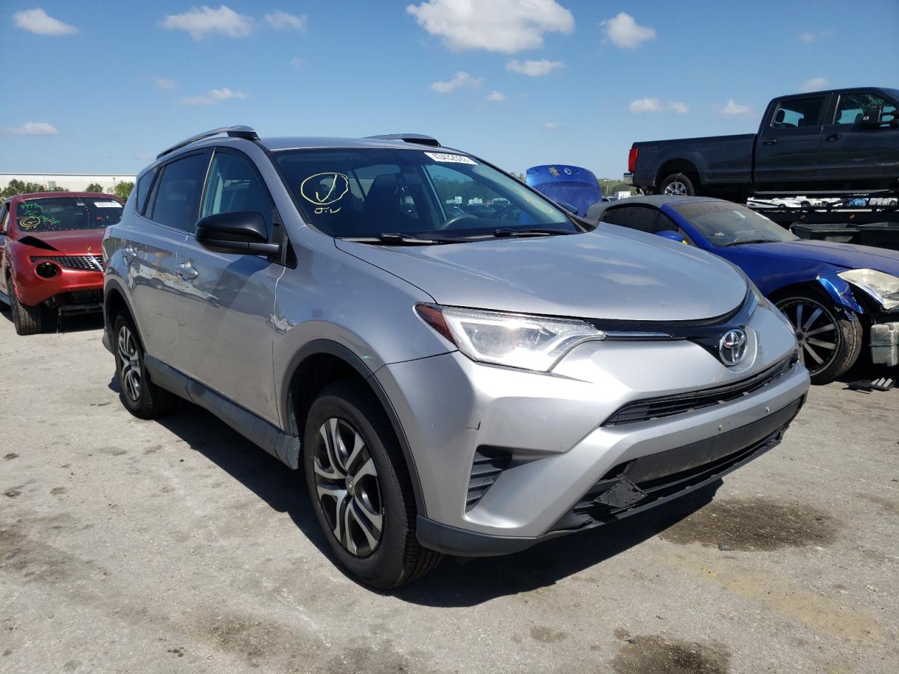 TOYOTA RAV4 LE 2016 with VIN 2T3BFREV8GW422104 - Photo from auction