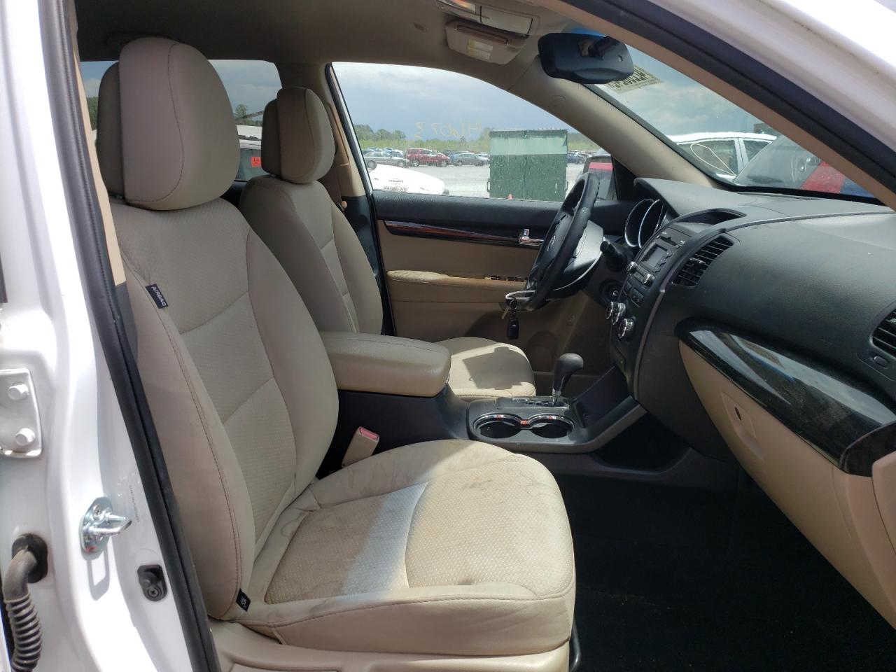 Photo 5 from auction – 2012 KIA SORENTO BA with VIN 5XYKT3A69CG266233
