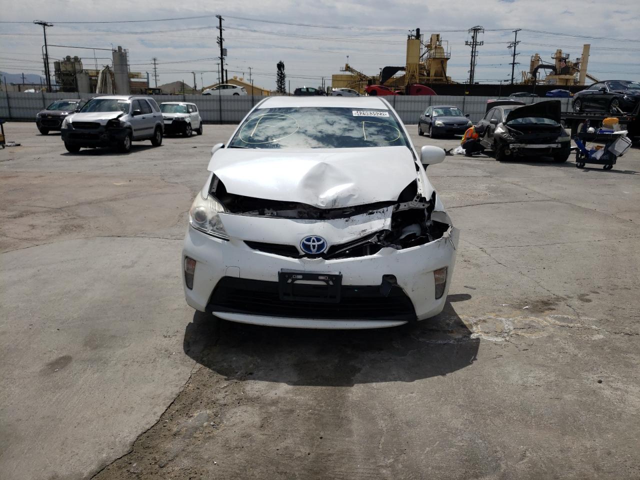 Photo 9 from auction – 2012 TOYOTA PRIUS with VIN JTDKN3DU3C5436731
