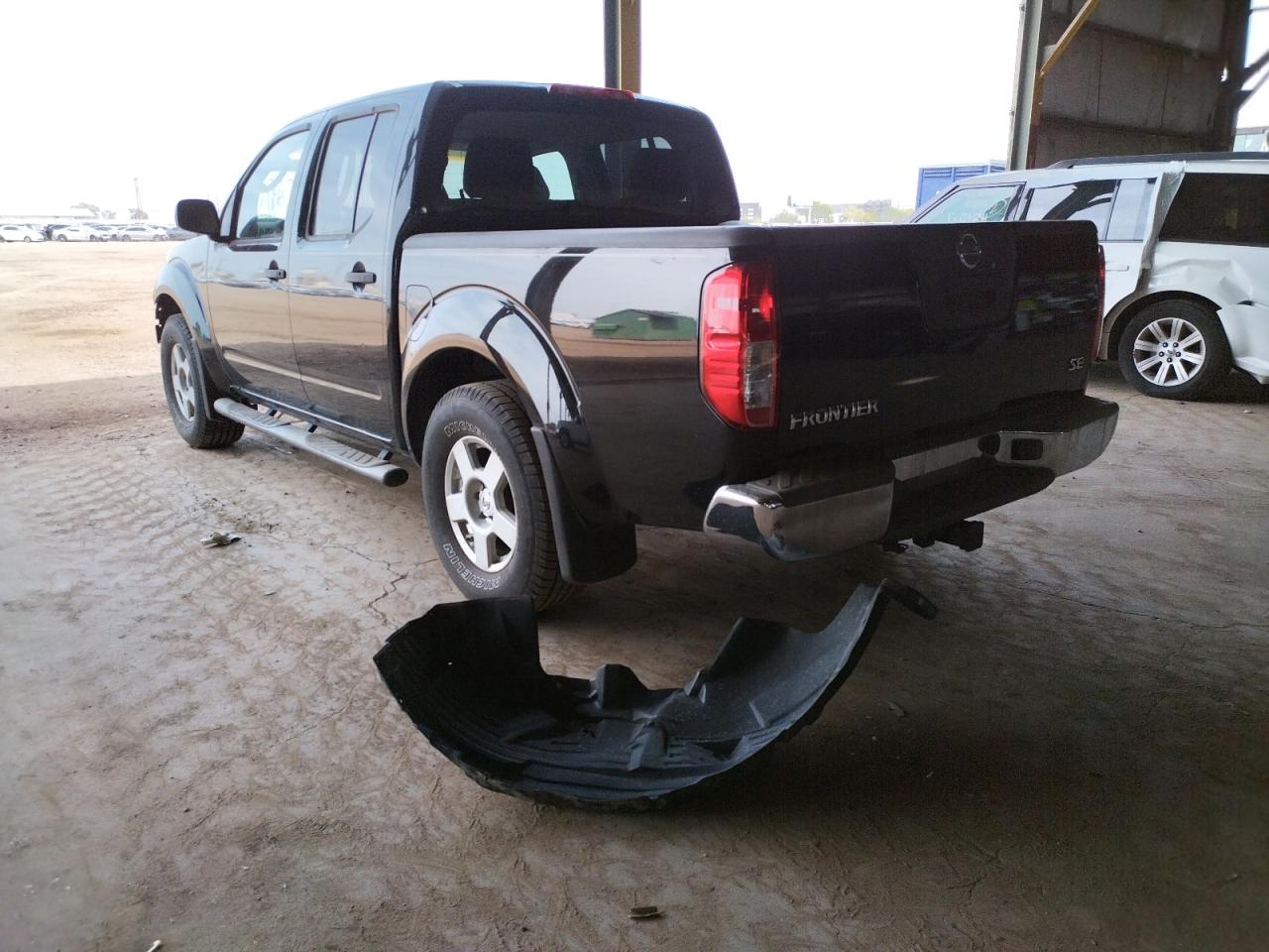 Photo 3 from auction – 2005 NISSAN FRONTIER C with VIN 1N6AD07U35C412191