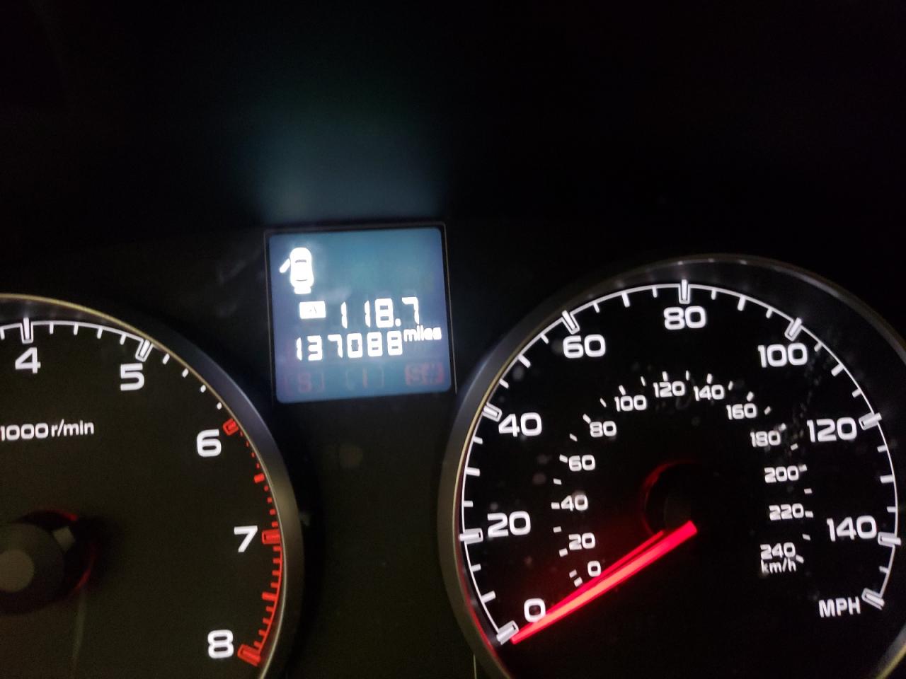 Photo 8 from auction – 2014 SUBARU LEGACY 2.5 with VIN 4S3BMCA68E3016017