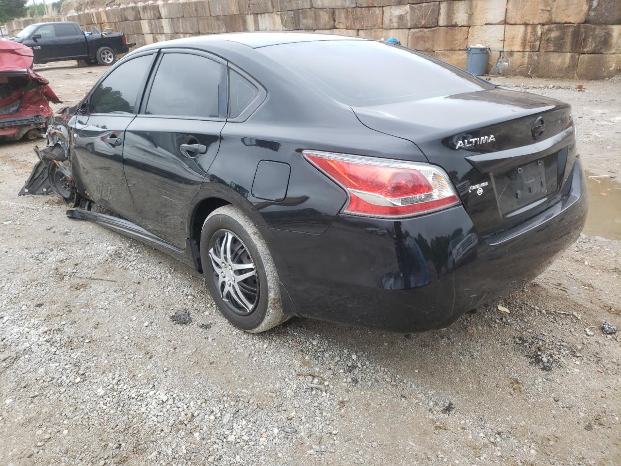 Photo 3 from auction – 2015 NISSAN ALTIMA 2.5 with VIN 1N4AL3AP3FC102432
