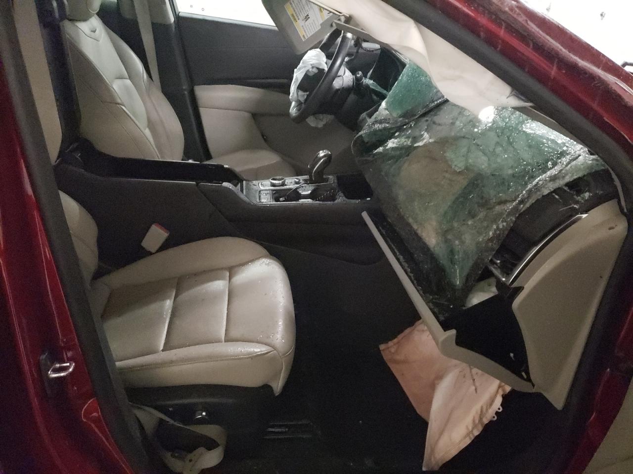 Photo 5 from auction – 2019 CADILLAC XT4 PREMIU with VIN 1GYFZCR44KF101303