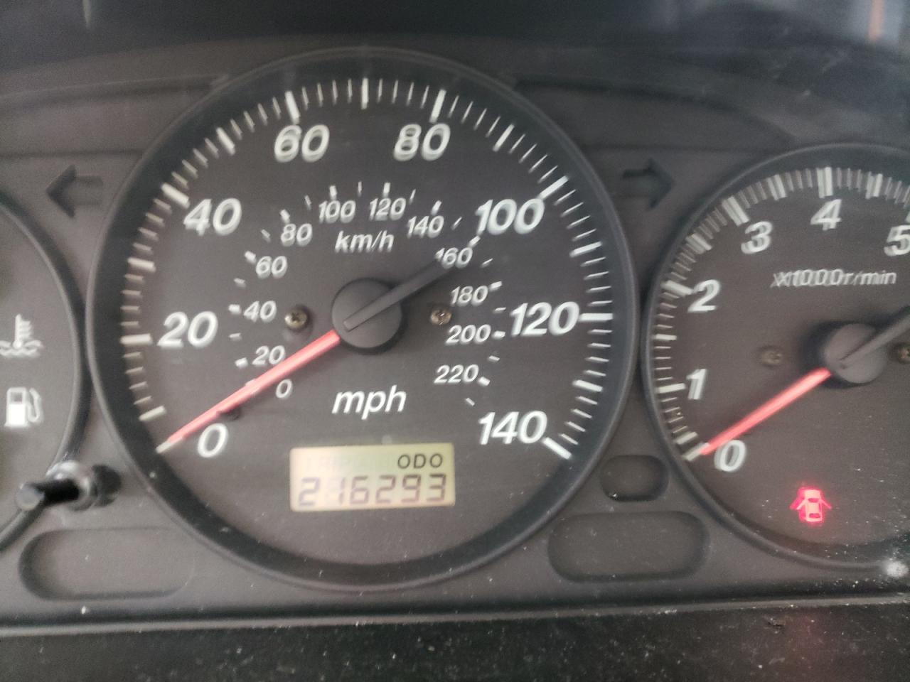 Photo 8 from auction – 2000 MAZDA PROTEGE ES with VIN JM1BJ2212Y0225698