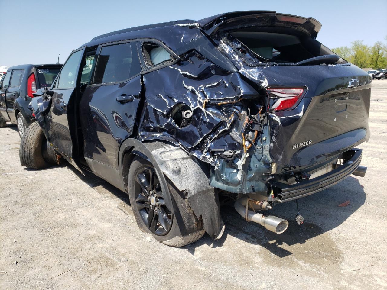 Photo 3 from auction – 2021 CHEVROLET BLAZER 2LT with VIN 3GNKBCRS7MS506343