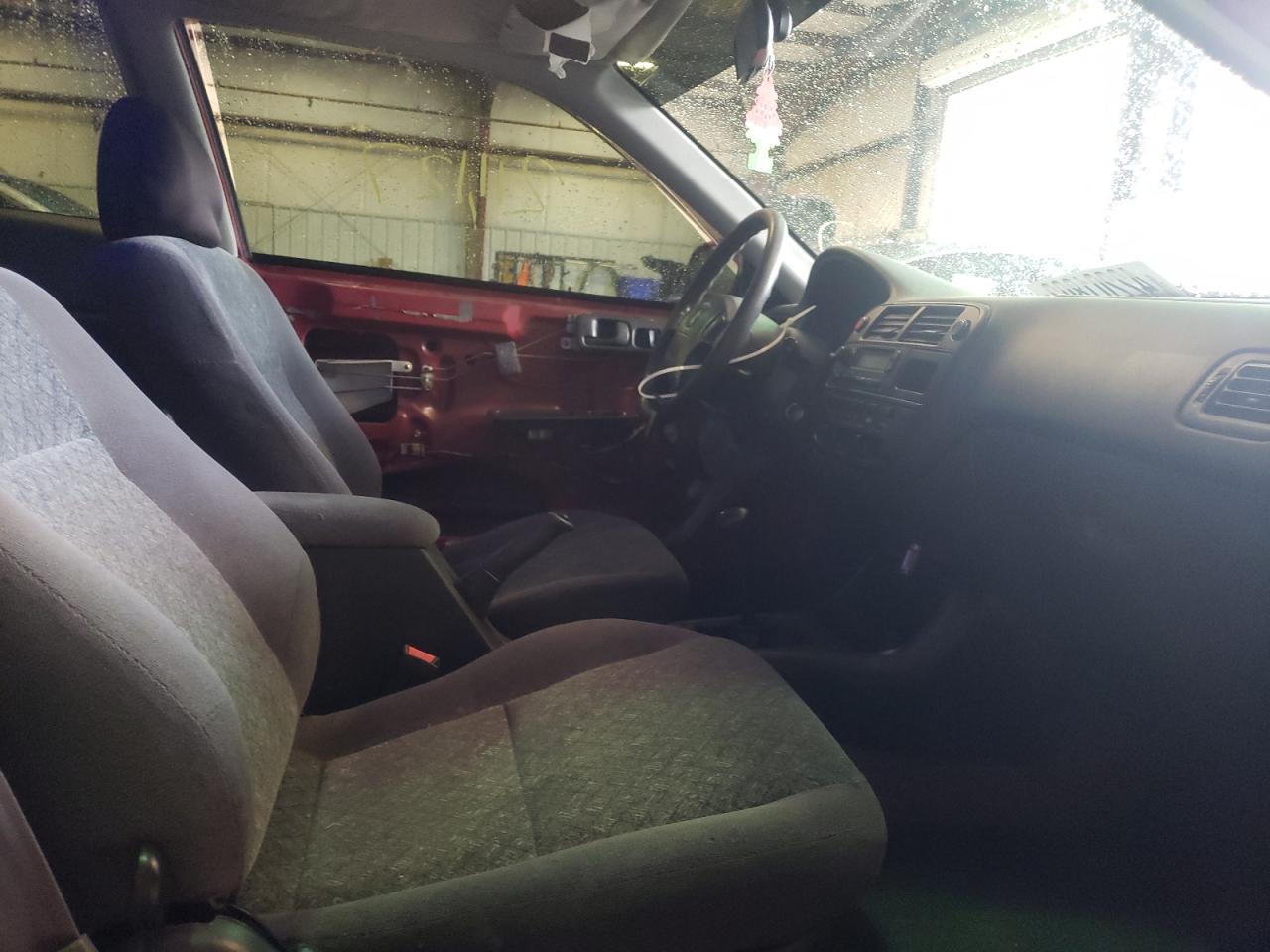 Photo 5 from auction – 1998 HONDA CIVIC EX with VIN 1HGEJ8141WL097964