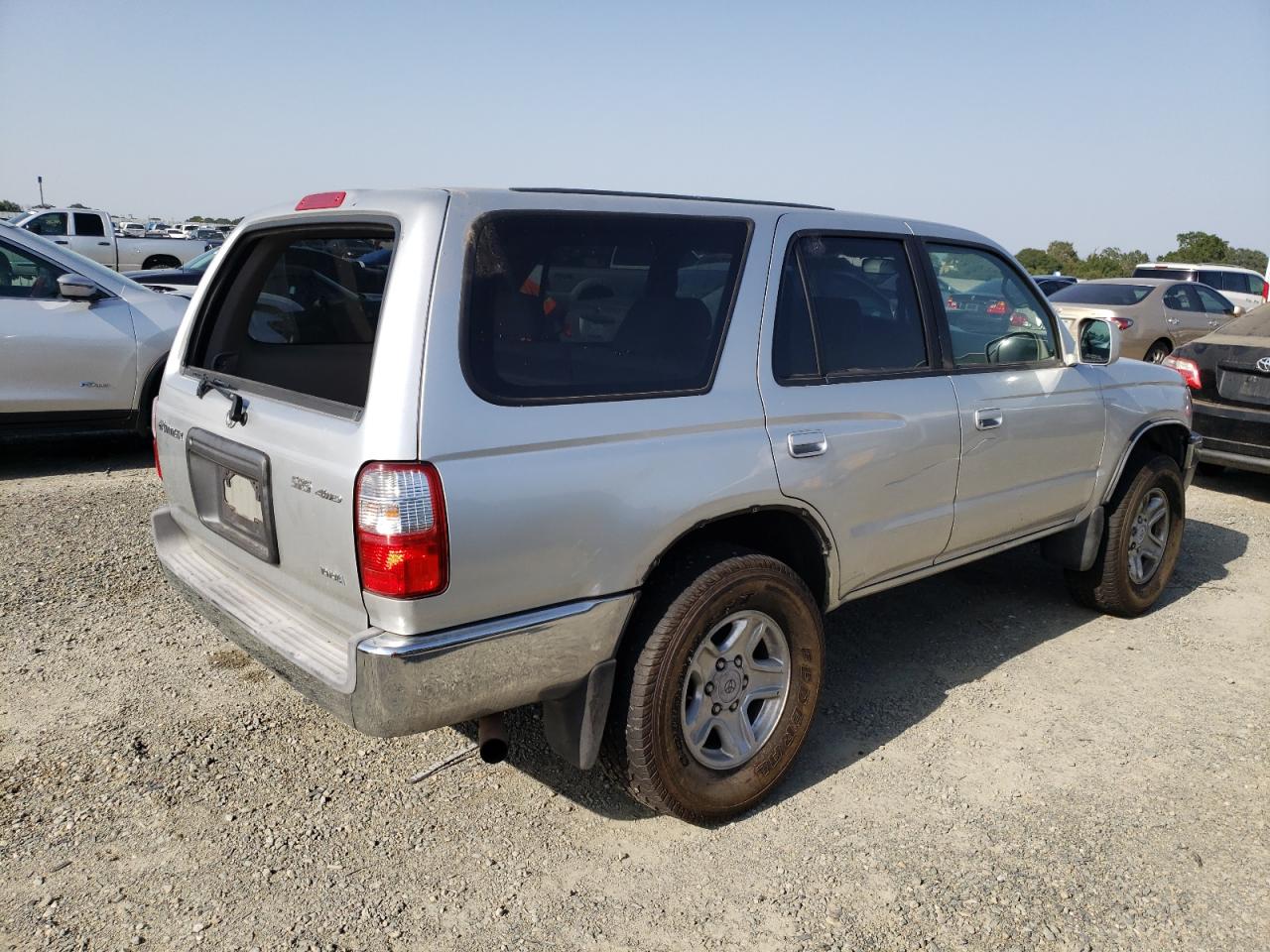 Photo 4 from auction – 2001 TOYOTA 4 RUNNER with VIN JT3HN86R810349647