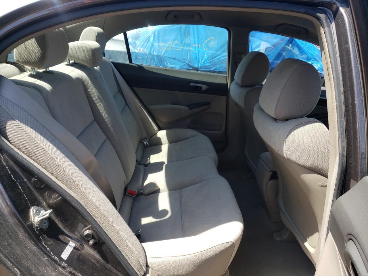 Photo 6 from auction – 2010 HONDA CIVIC LX with VIN 19XFA1F50AE044010