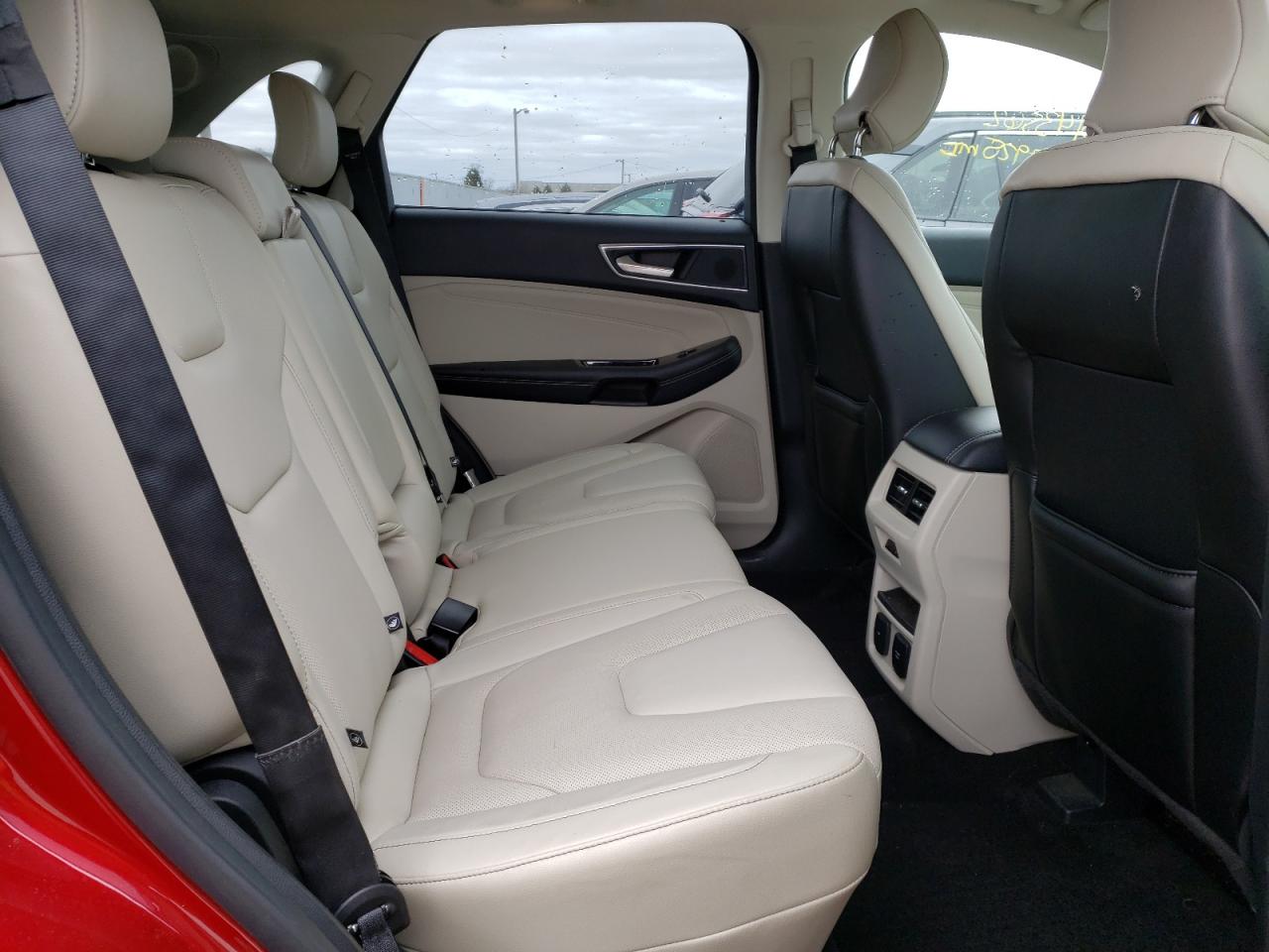 Photo 6 from auction – 2018 FORD EDGE TITAN with VIN 2FMPK4K85JBB05356