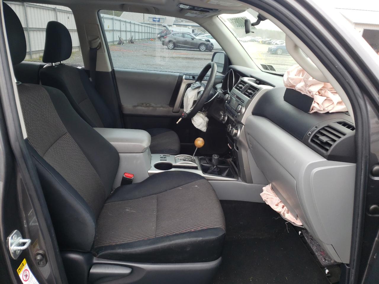 Photo 5 from auction – 2010 TOYOTA 4RUNNER SR with VIN JTEBU5JR4A5023935