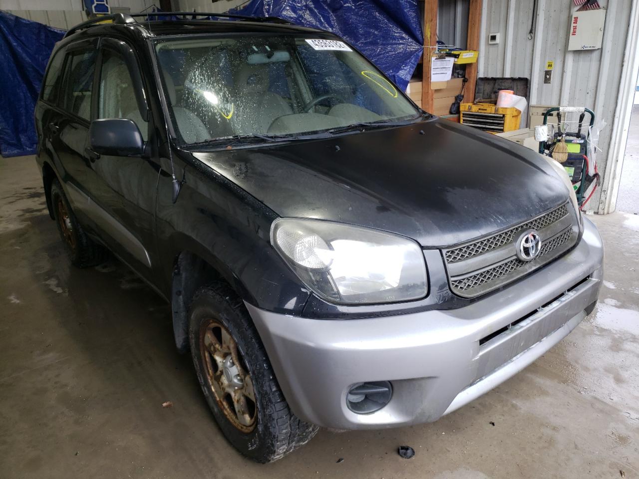 TOYOTA RAV4 2004 with VIN JTEHD20V846013737 - Photo from auction