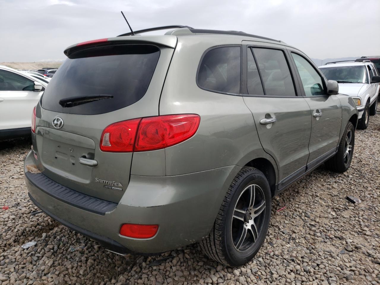 Photo 4 from auction – 2007 HYUNDAI SANTA FE S with VIN 5NMSH73E37H115462