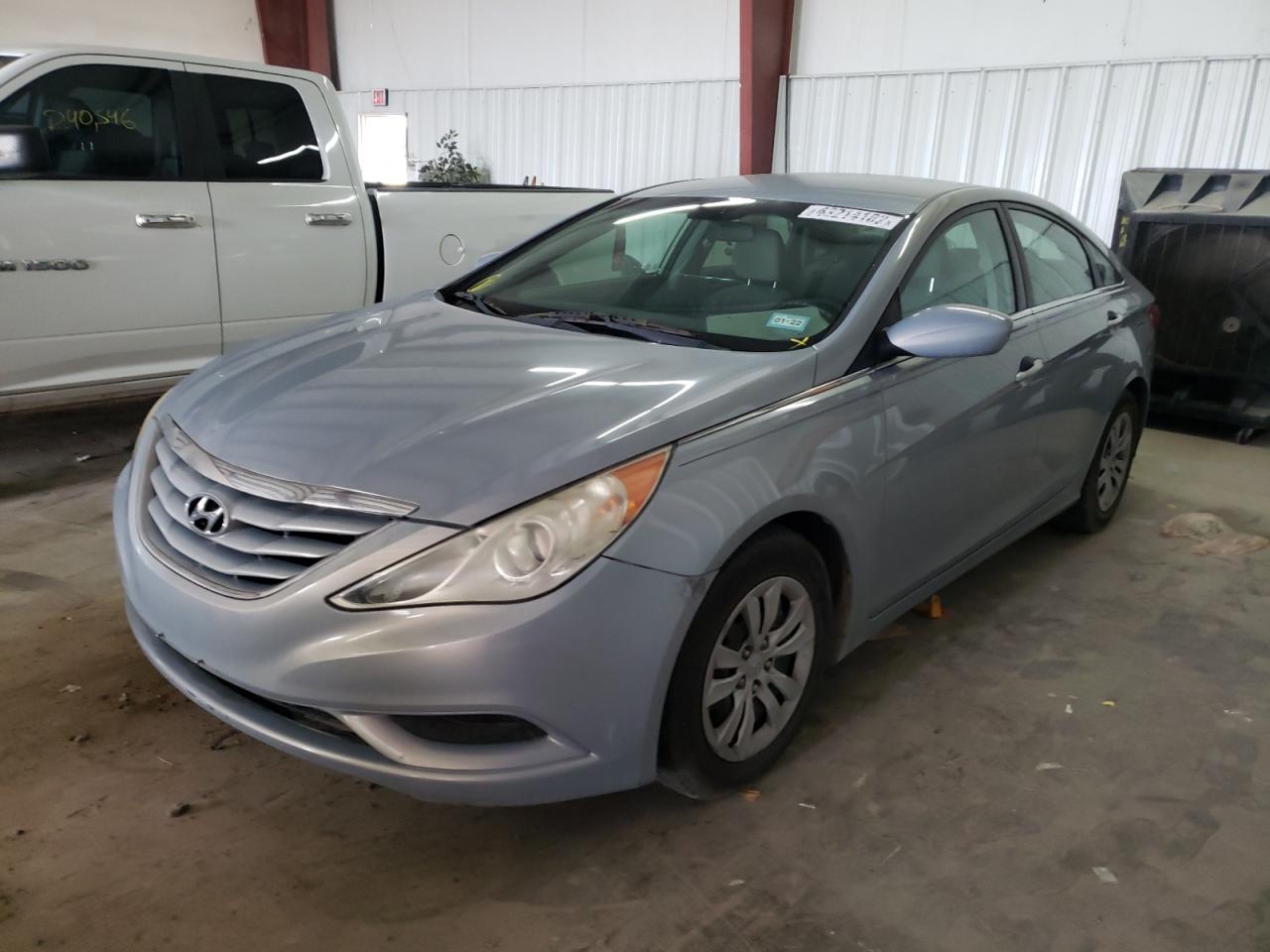 Photo 2 from auction – 2011 HYUNDAI SONATA GLS with VIN 5NPEB4AC1BH046491