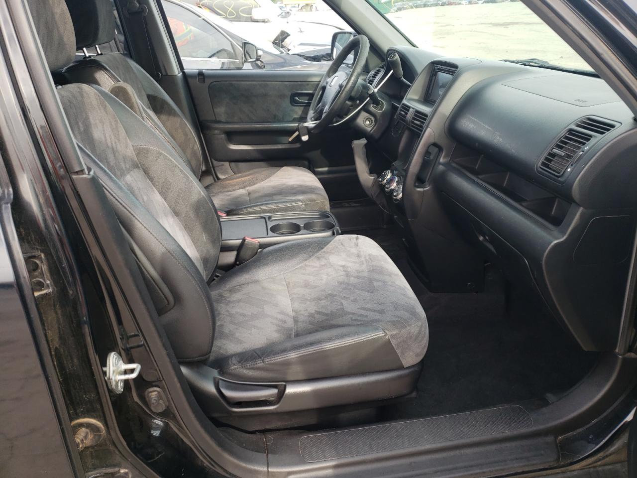 Photo 5 from auction – 2004 HONDA CR-V EX with VIN JHLRD78824C035287