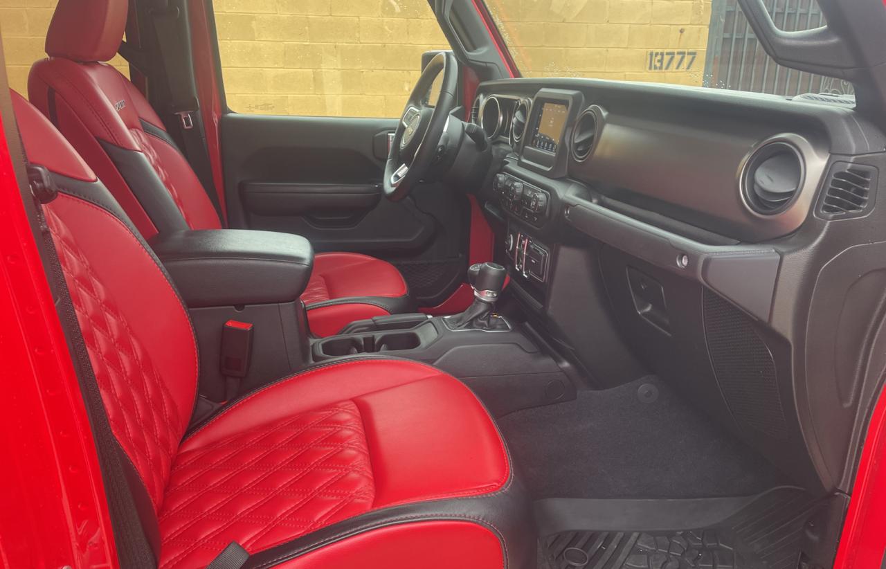 Photo 5 from auction – 2020 JEEP GLADIATOR with VIN 1C6HJTAG8LL126100