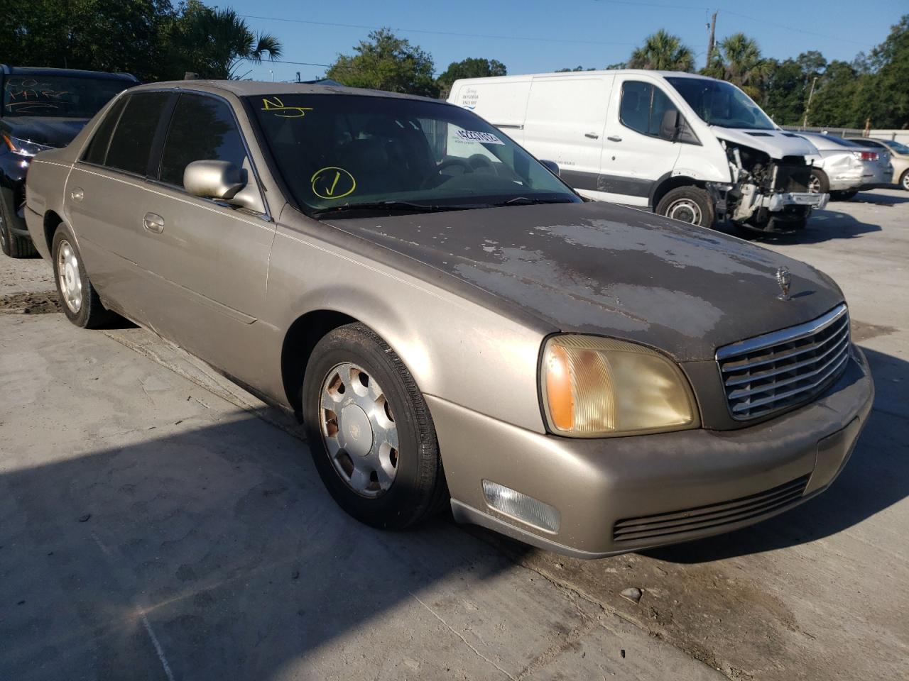 CADILLAC DEVILLE 2000 with VIN 1G6KD54Y2YU352756 - Photo from auction