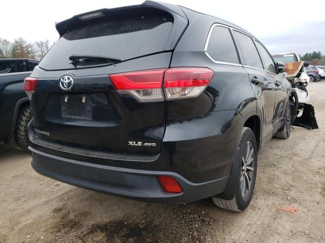 Photo 4 from auction – 2017 TOYOTA HIGHLANDER with VIN 5TDJZRFH1HS390630