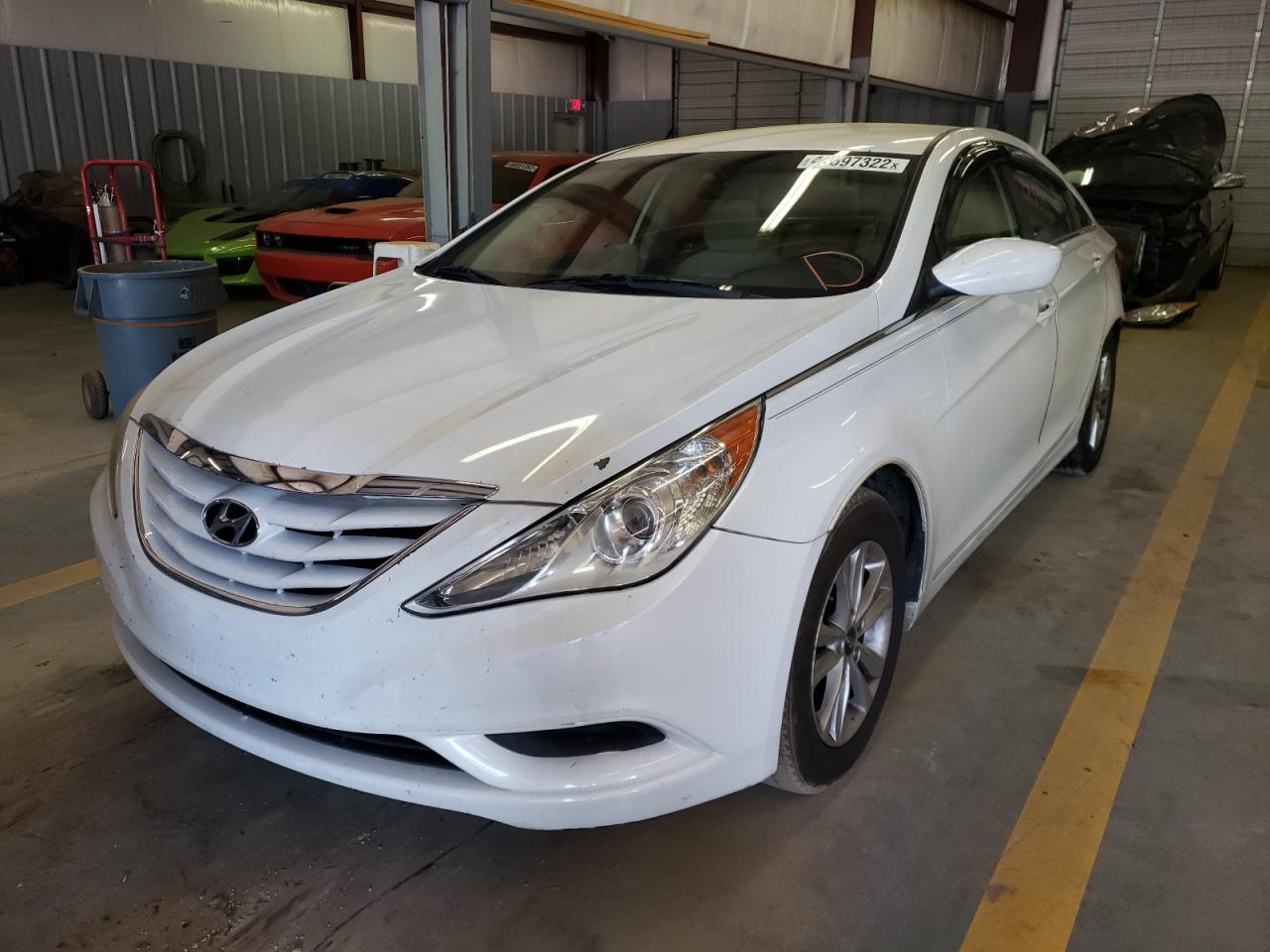 Photo 2 from auction – 2011 HYUNDAI SONATA GLS with VIN 5NPEB4AC1BH078034
