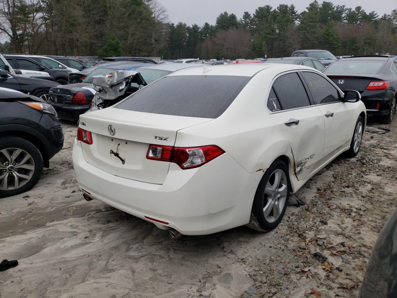 Photo 4 from auction – 2010 ACURA TSX with VIN JH4CU2F62AC042631