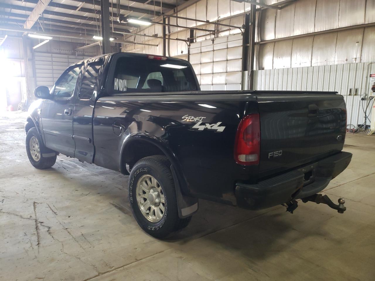 Photo 3 from auction – 2003 FORD F150 with VIN 2FTRX18L83CA15995