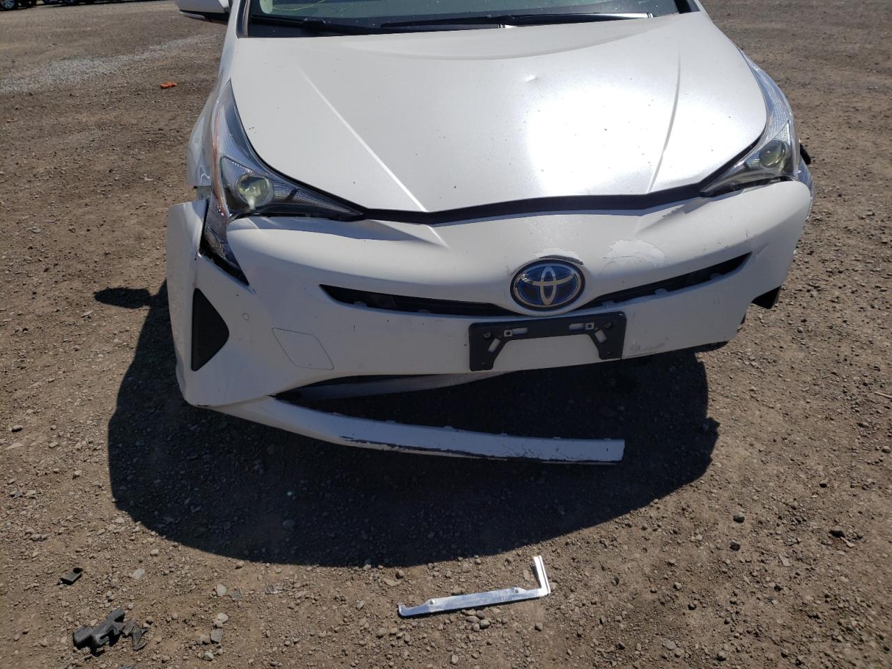Photo 9 from auction – 2017 TOYOTA PRIUS with VIN JTDKARFU2H3541047