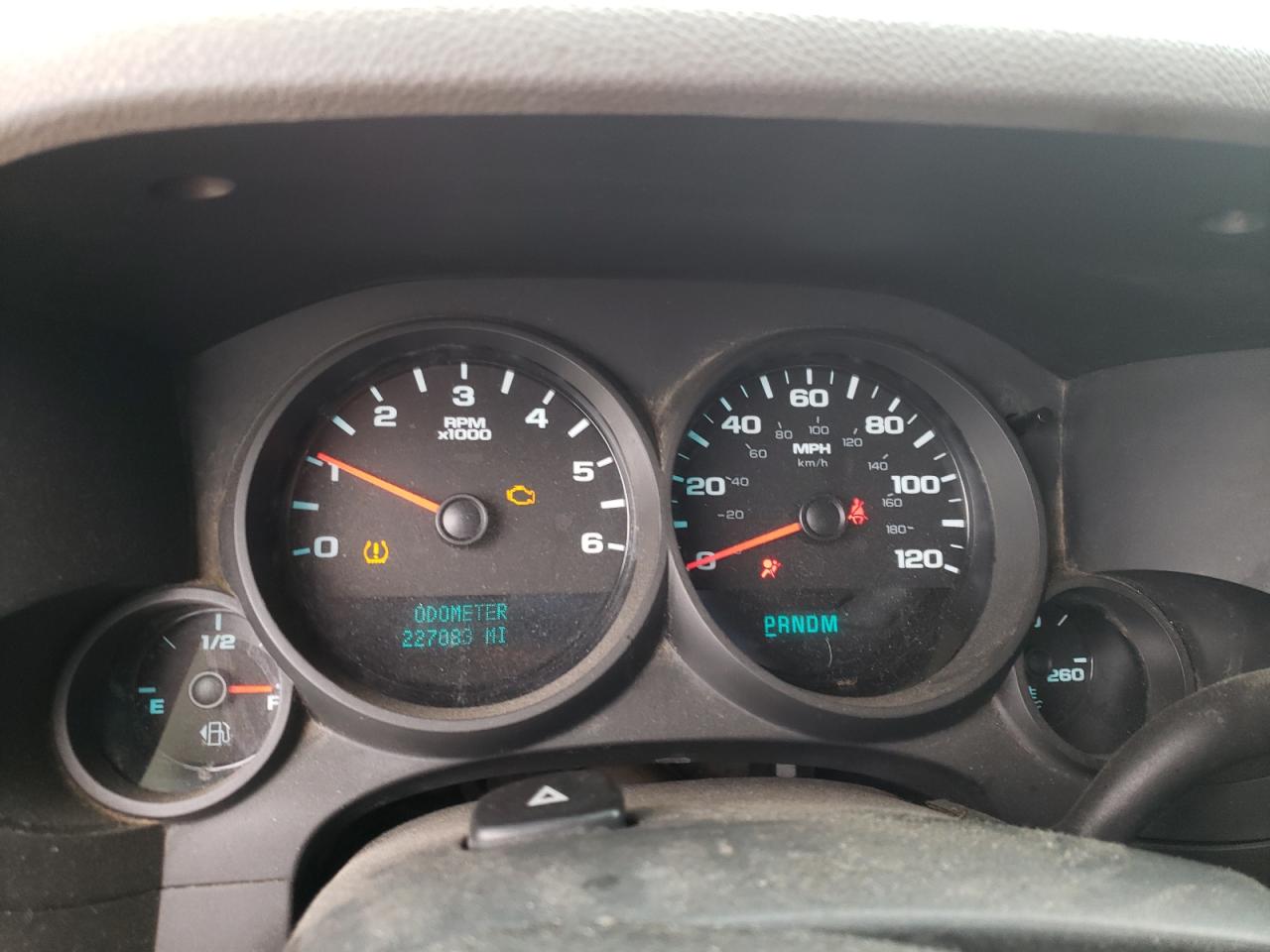 Photo 8 from auction – 2011 CHEVROLET SILVERADO with VIN 1GCRCPE00BZ419528
