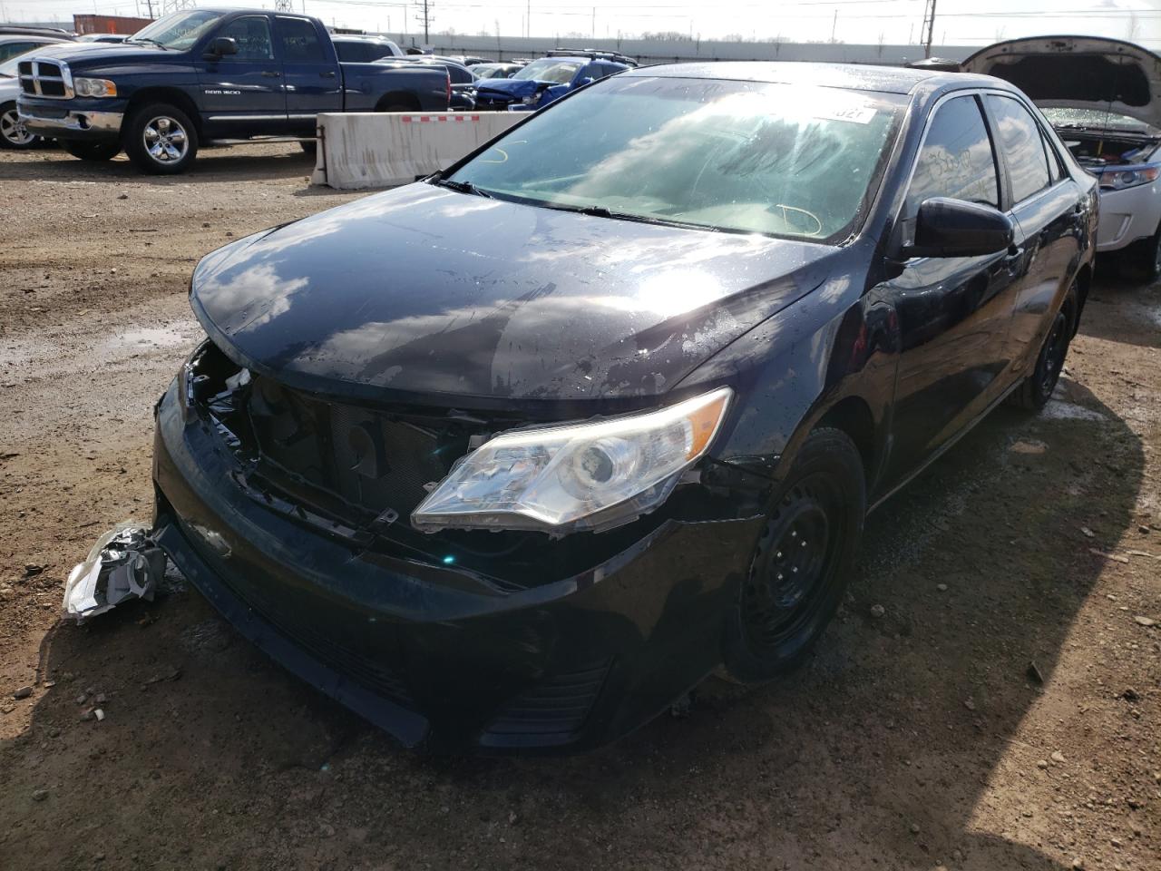 Foto 2 de la subasta – 2012 TOYOTA CAMRY BASE con VIN 4T4BF1FK4CR198554