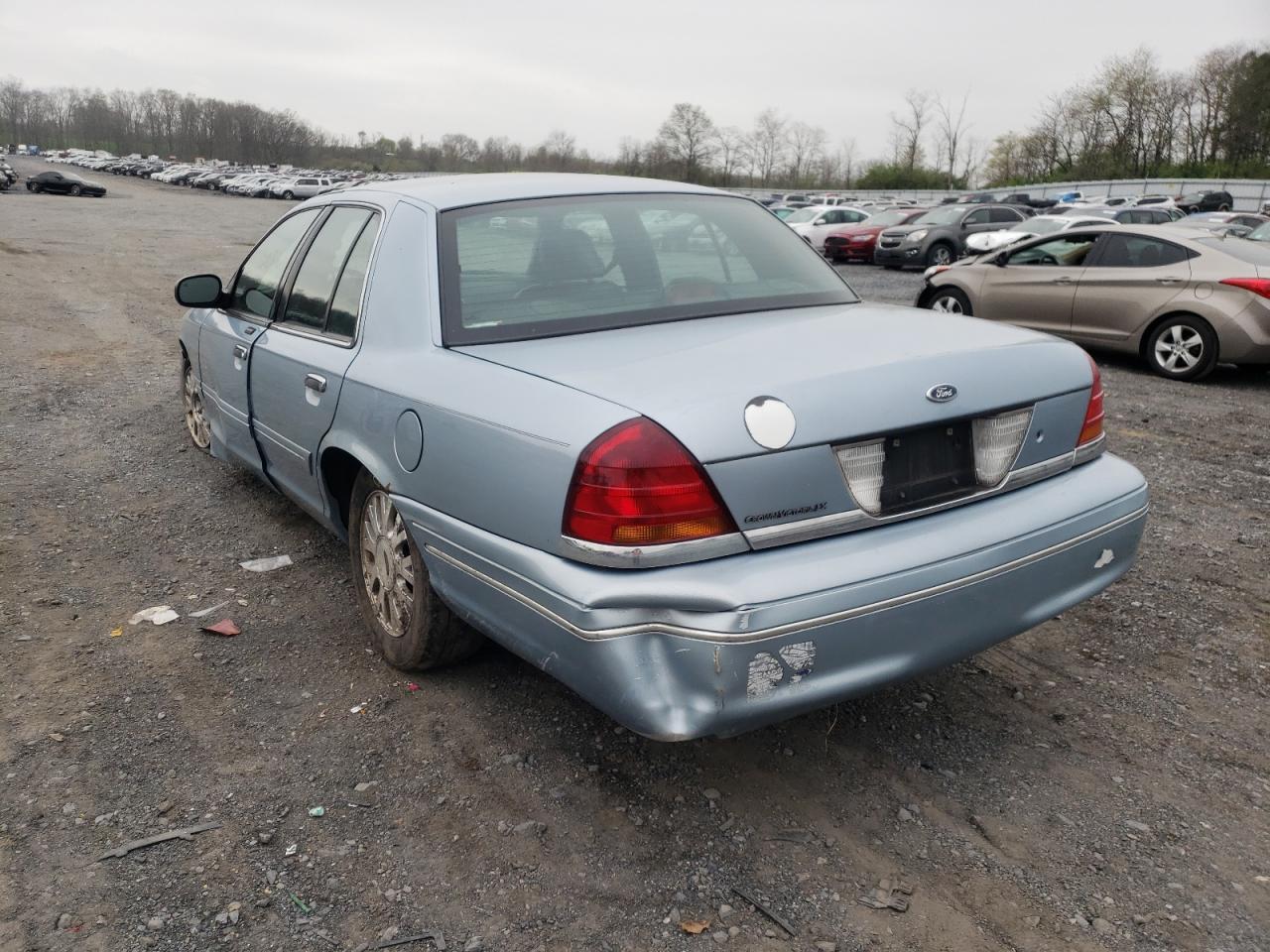 Photo 3 from auction – 2003 FORD CROWN VICT with VIN 2FAFP74W03X141479