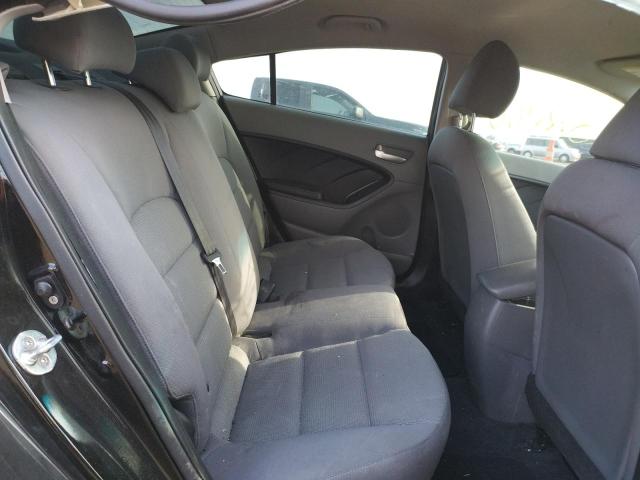Photo 6 from auction – 2017 KIA FORTE LX with VIN 3KPFK4A75HE033988