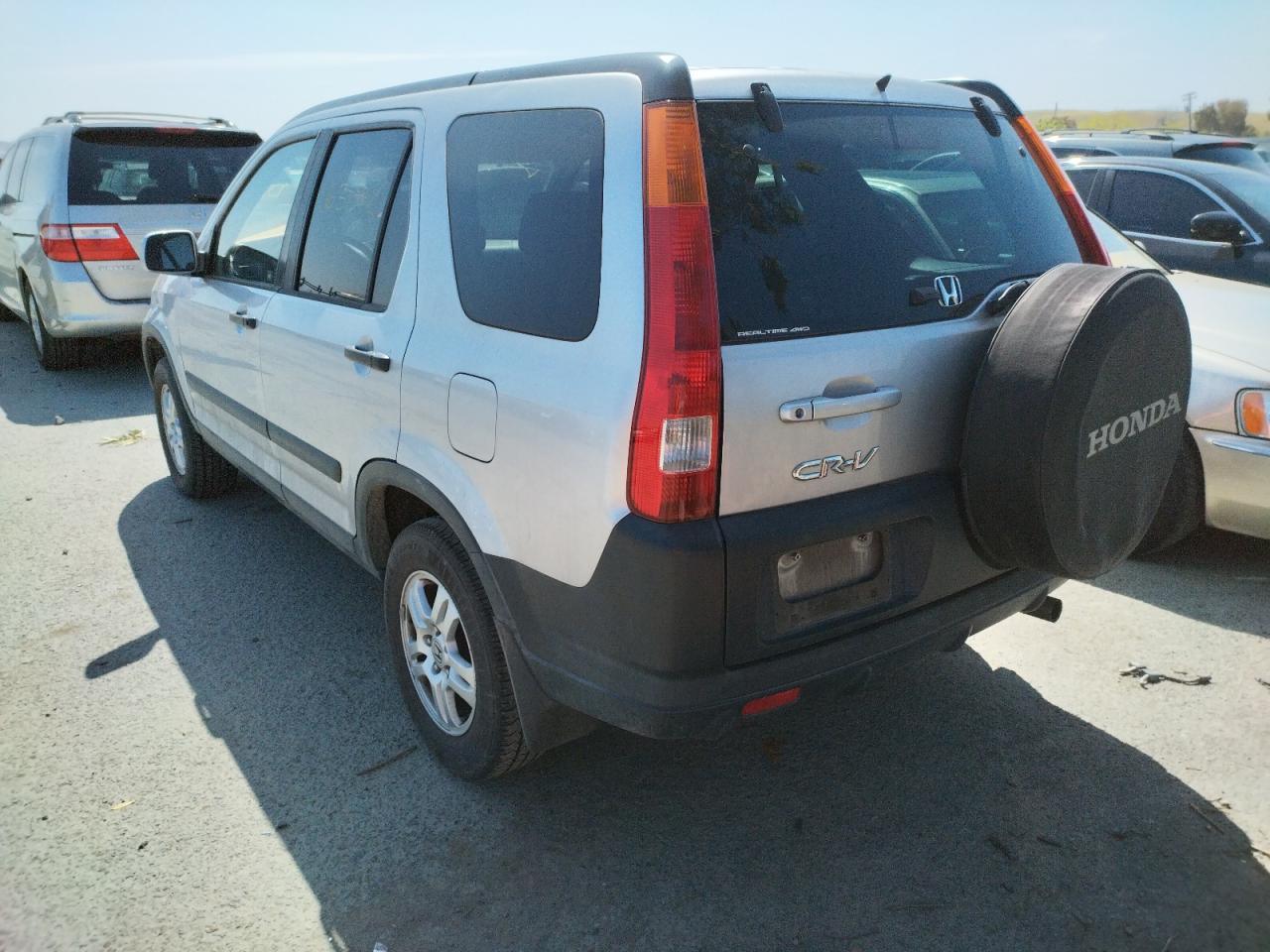 Photo 3 from auction – 2002 HONDA CR-V EX with VIN JHLRD78812C092206