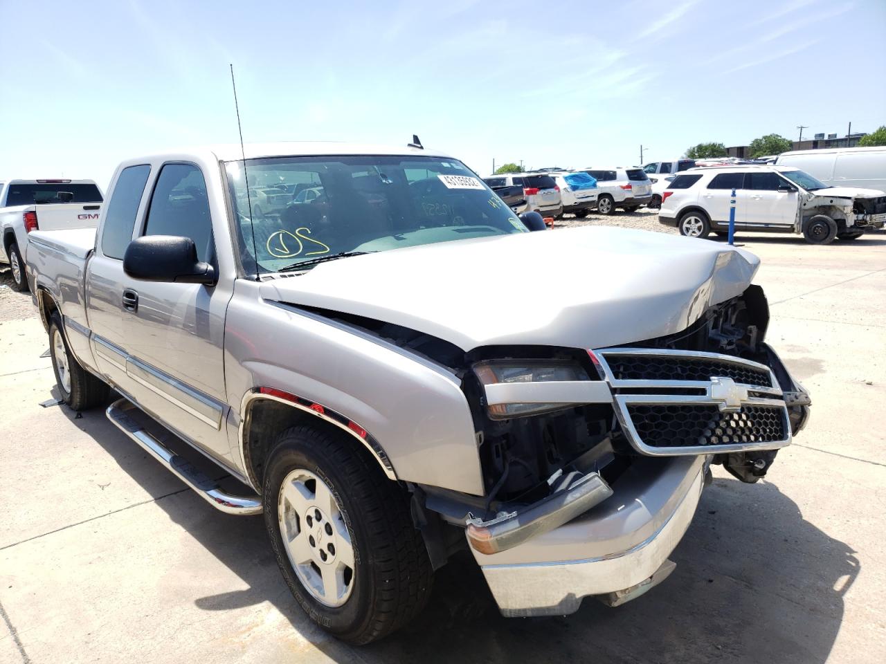 CHEVROLET SILVERADO 2006 with VIN 1GCEC19T76Z247214 - Photo from auction