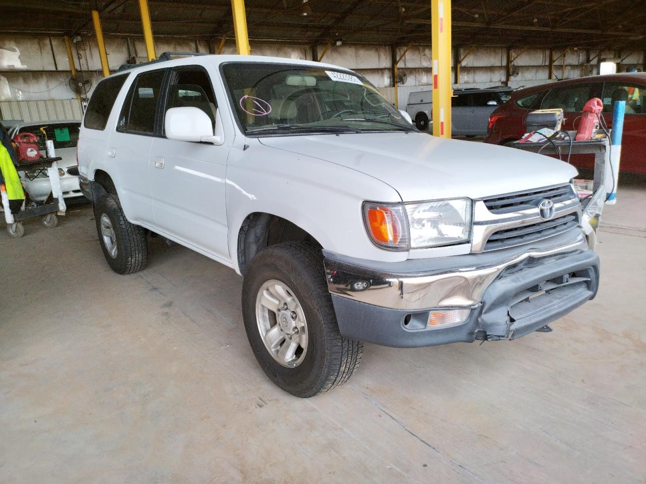 TOYOTA 4RUNNER SR 2002 with VIN JT3GN86R020257476 - Photo from auction