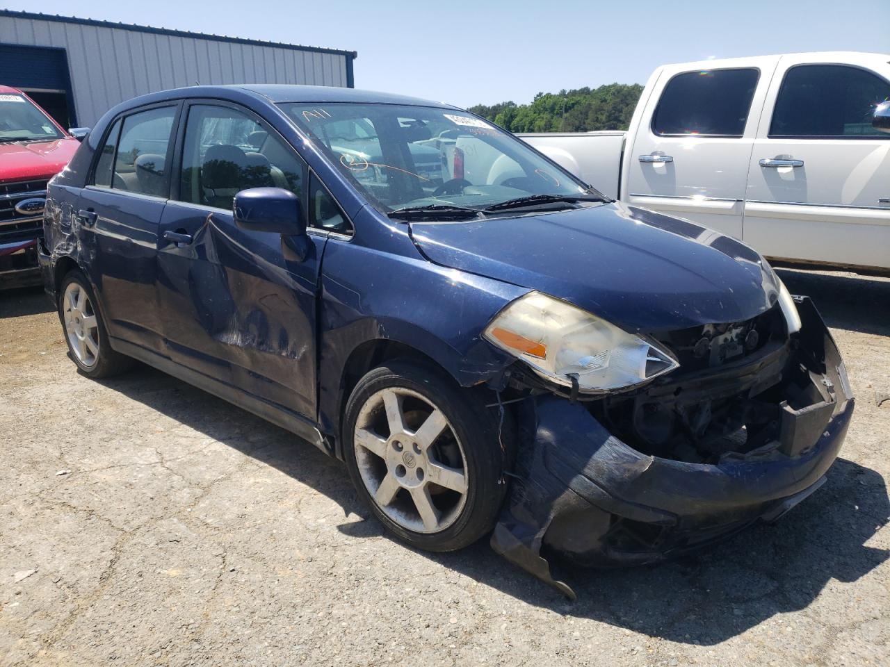 Zdjęcie 1 z aukcji – 2008 NISSAN VERSA z VIN 3N1BC11E78L383386