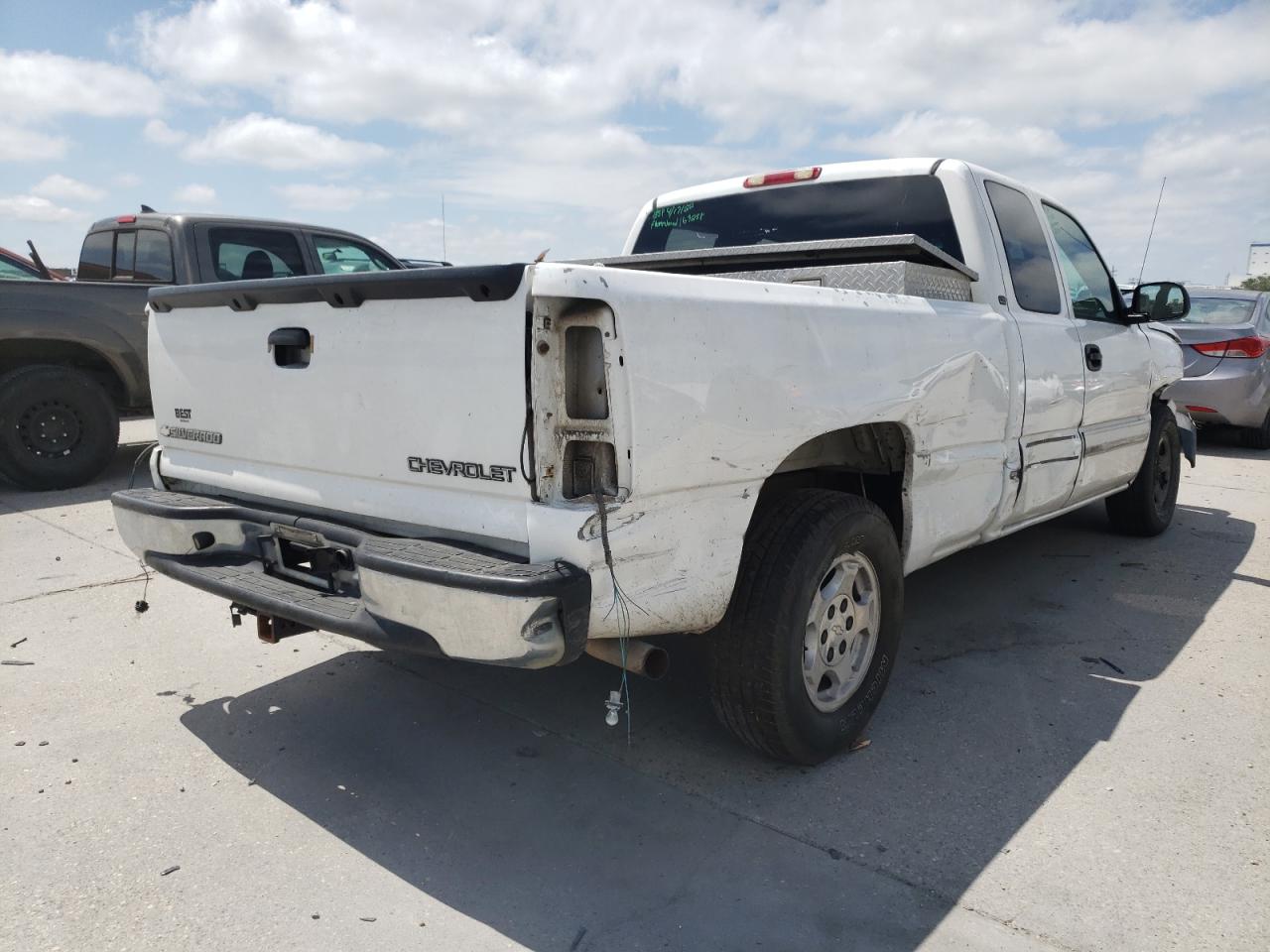 Photo 4 from auction – 2004 CHEVROLET SILVERADO with VIN 2GCEC19VX41169258