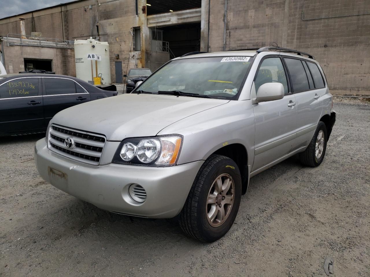 Photo 2 from auction – 2001 TOYOTA HIGHLANDER with VIN JTEHF21A310033477