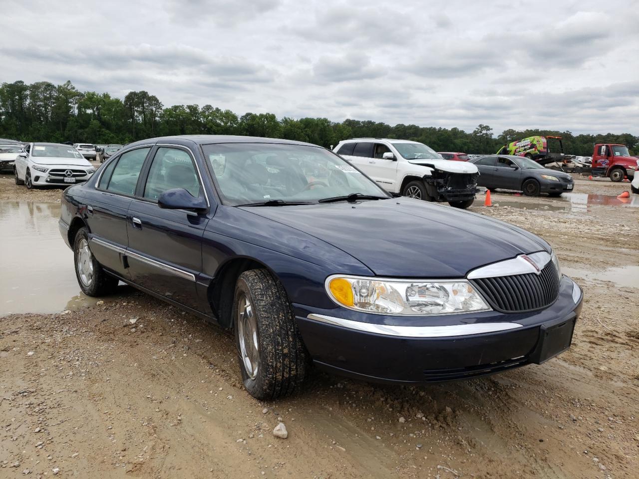LINCOLN CONTINENTA 2002 with VIN 1LNHM97V32Y632214 - Photo from auction