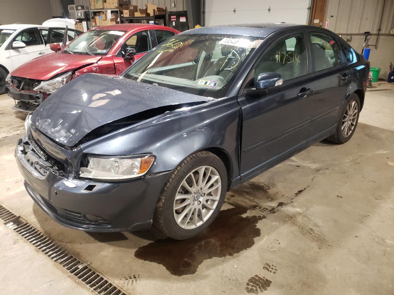 Photo 2 from auction – 2010 VOLVO S40 2.4I with VIN YV1390MS6A2496999