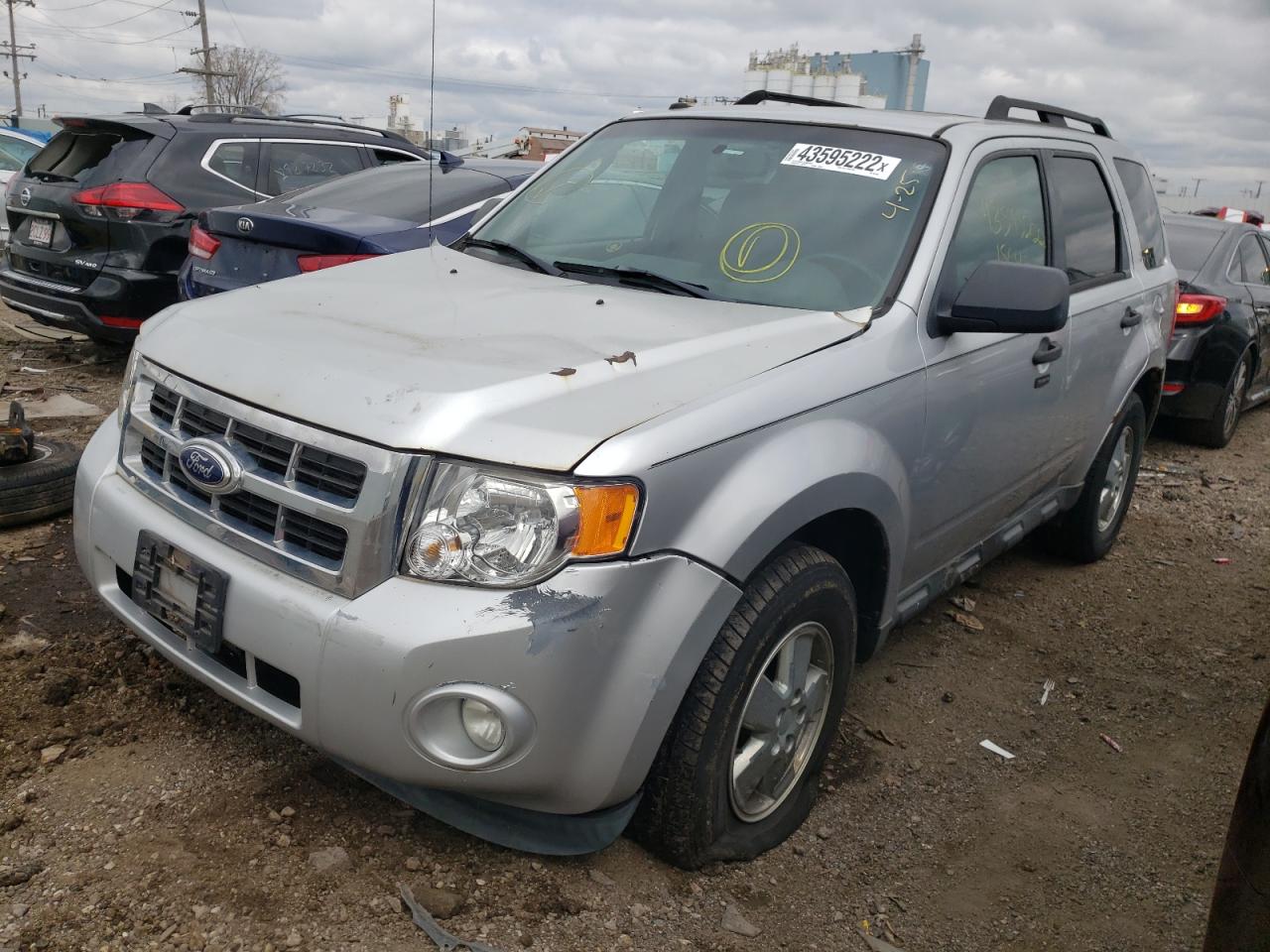 Photo 2 from auction – 2010 FORD ESCAPE XLT with VIN 1FMCU0DG8AKB01958