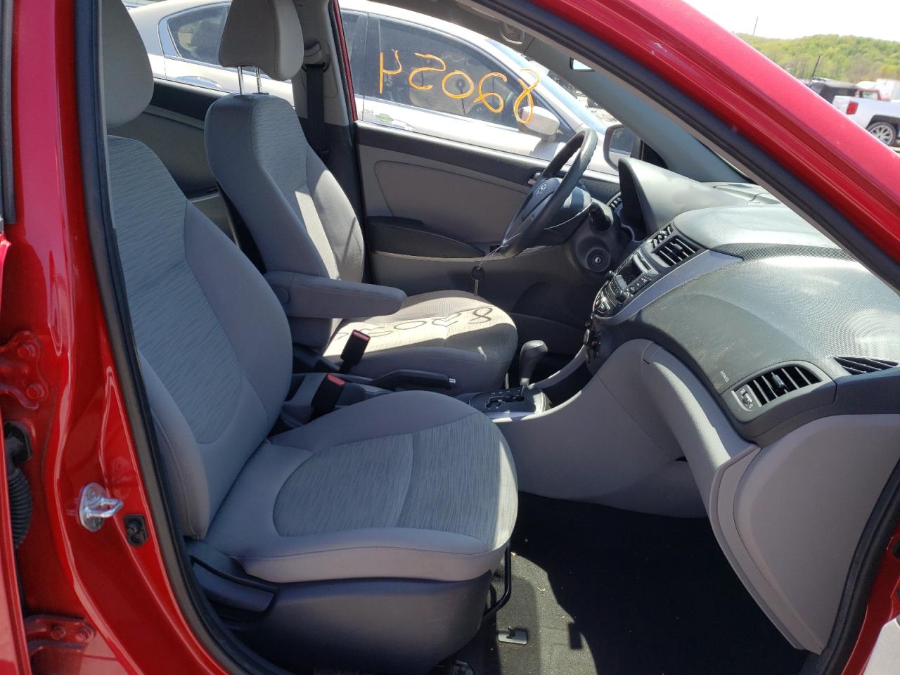 Photo 5 from auction – 2016 HYUNDAI ACCENT SE with VIN KMHCT4AE7GU118762