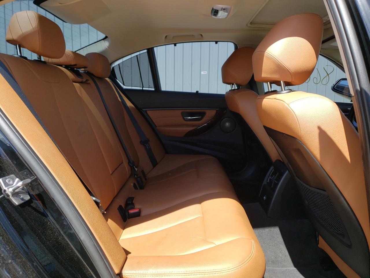 Photo 6 from auction – 2014 BMW 328 I SULE with VIN WBA3C1C51EK116821