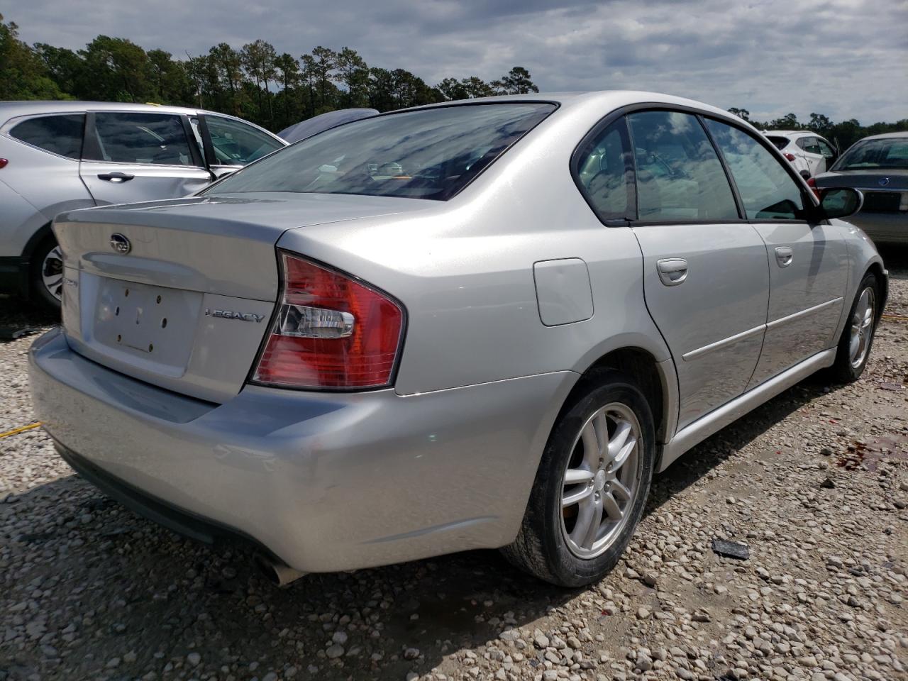 Photo 4 from auction – 2005 SUBARU LEGACY 2.5 with VIN 4S3BL616957226011