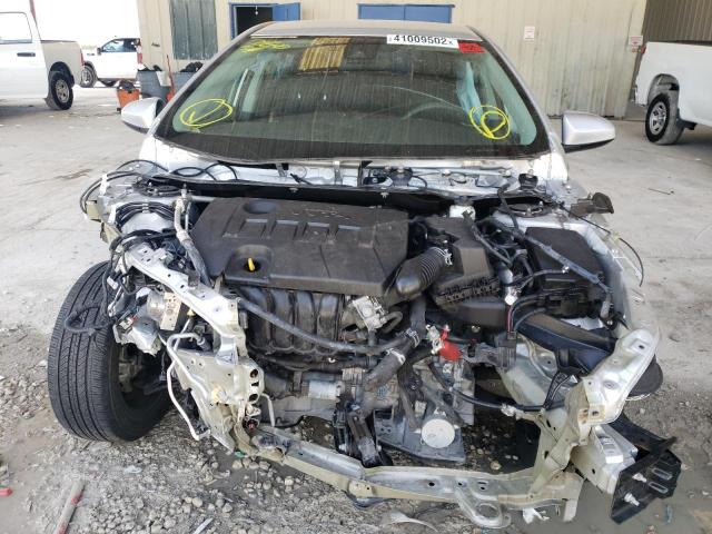 Photo 9 from auction – 2018 TOYOTA COROLLA L with VIN 5YFBURHE6JP820477