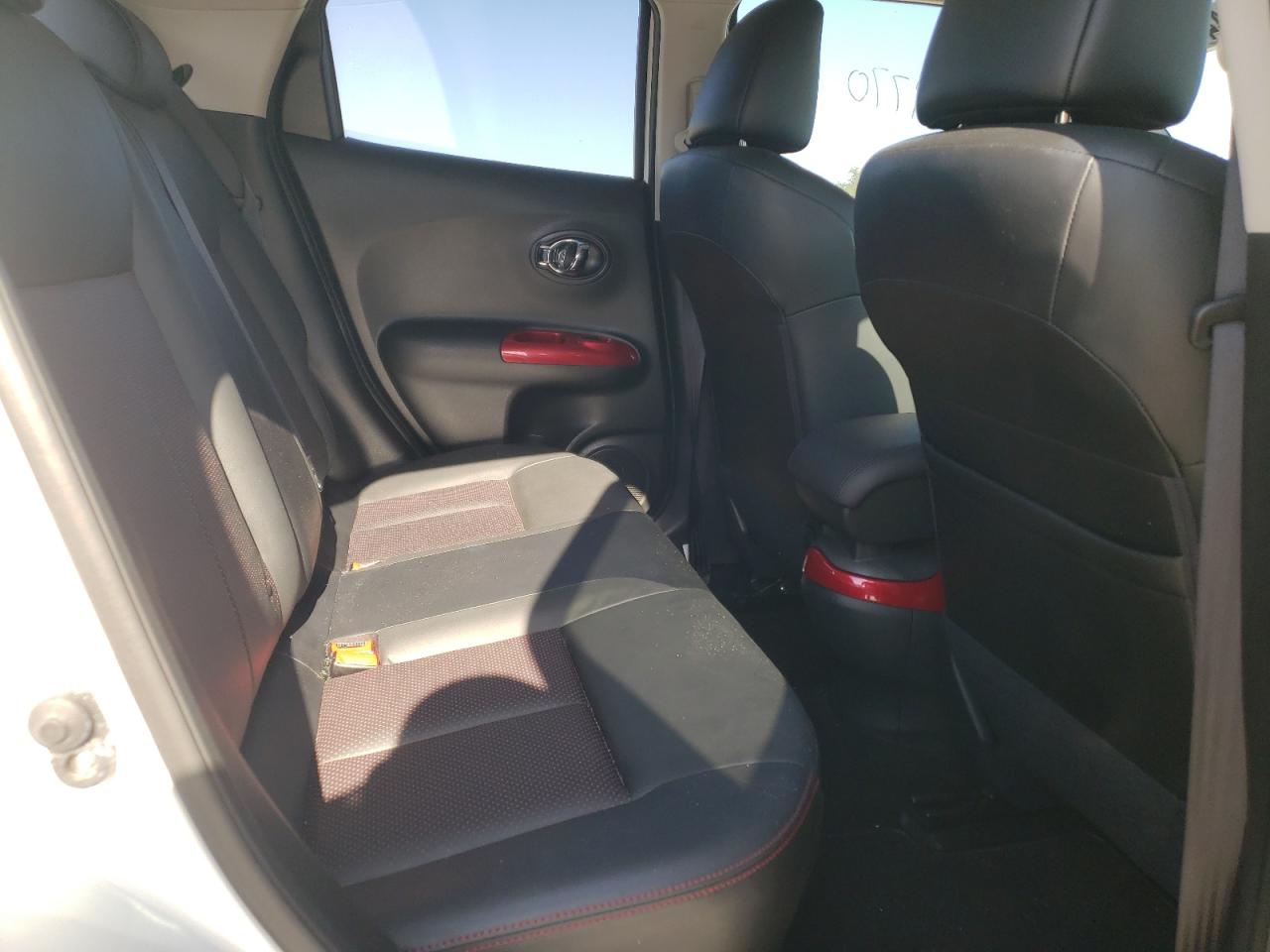 Photo 6 from auction – 2014 NISSAN JUKE S with VIN JN8AF5MRXET359360