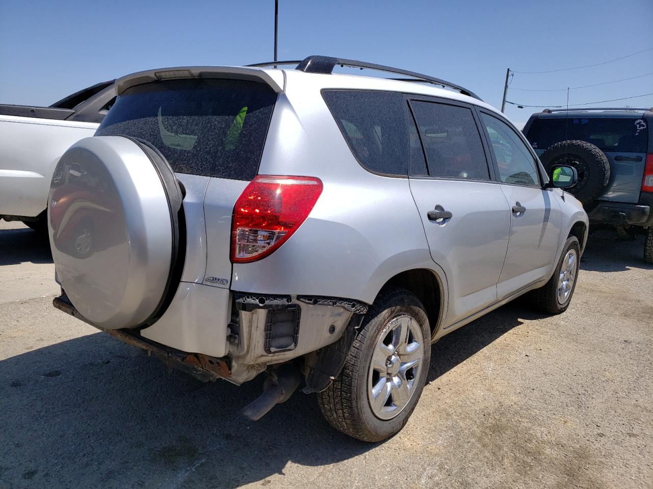 Photo 4 from auction – 2008 TOYOTA RAV4 with VIN JTMBD33V886087645