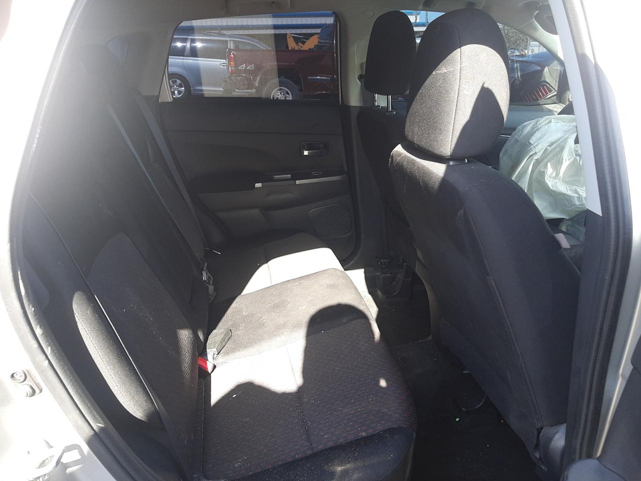 Photo 6 from auction – 2019 MITSUBISHI OUTLANDER with VIN JA4AP4AU9KU006264