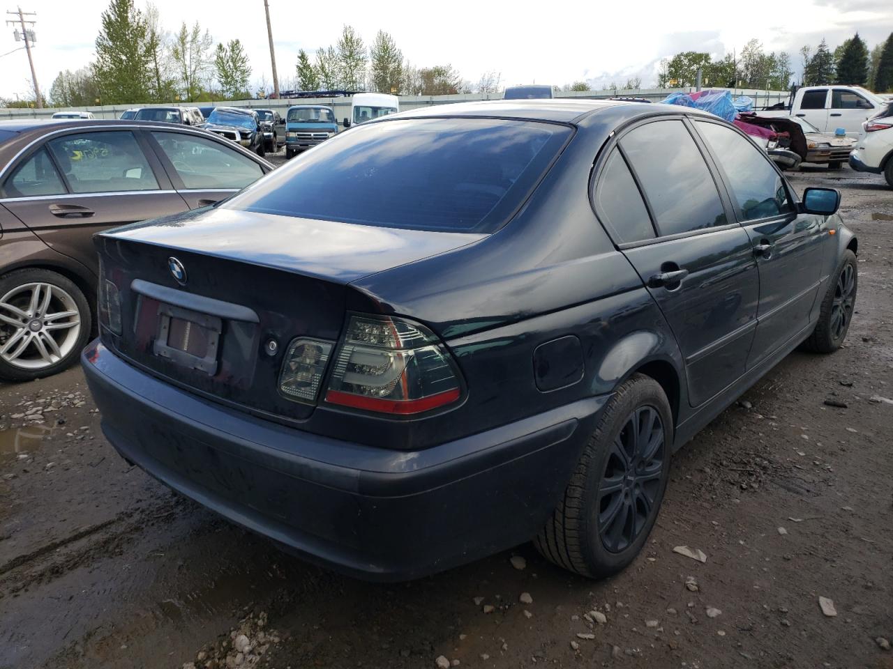 Photo 4 from auction – 2005 BMW 325 XI with VIN WBAEU33435PR14863