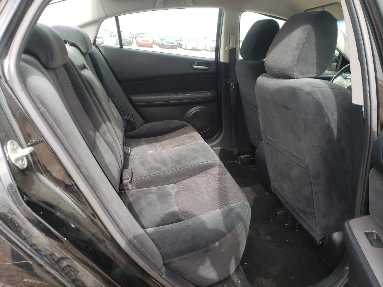 Photo 6 from auction – 2010 MAZDA 6 I with VIN 1YVHZ8BH8A5M14748