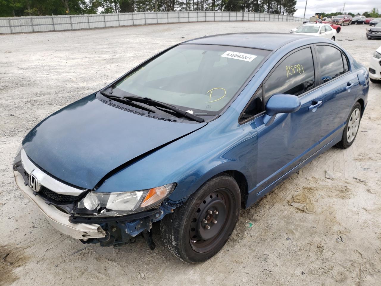 Photo 2 from auction – 2010 HONDA CIVIC LX with VIN 2HGFA1F54AH581128