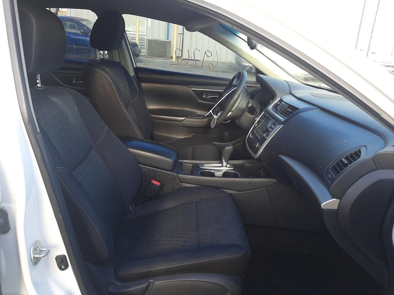 Photo 5 from auction – 2016 NISSAN ALTIMA 2.5 with VIN 1N4AL3AP2GC180590