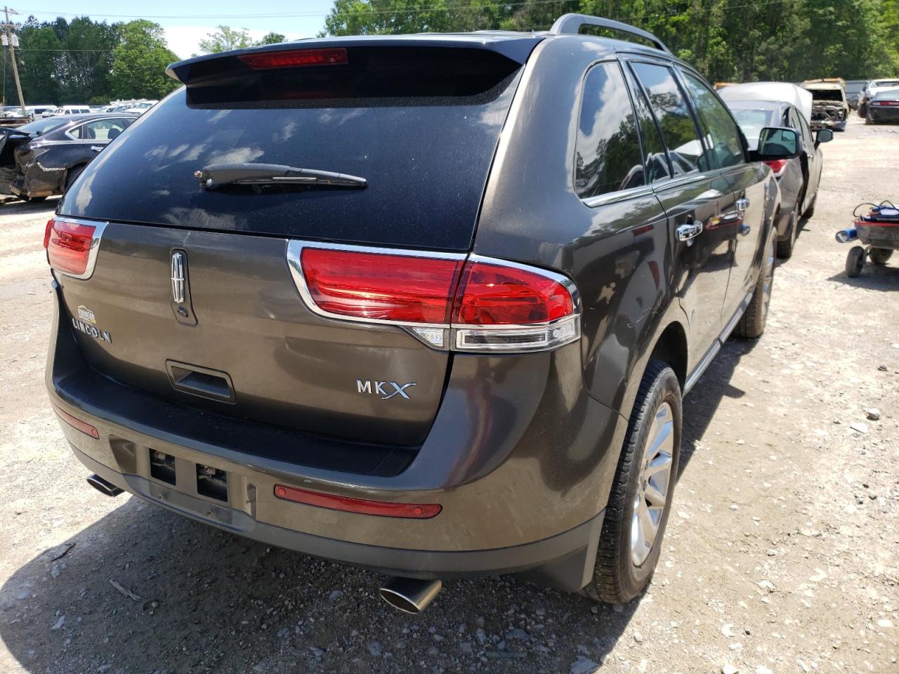 Photo 4 from auction – 2011 LINCOLN MKX with VIN 2LMDJ6JK1BBJ06914